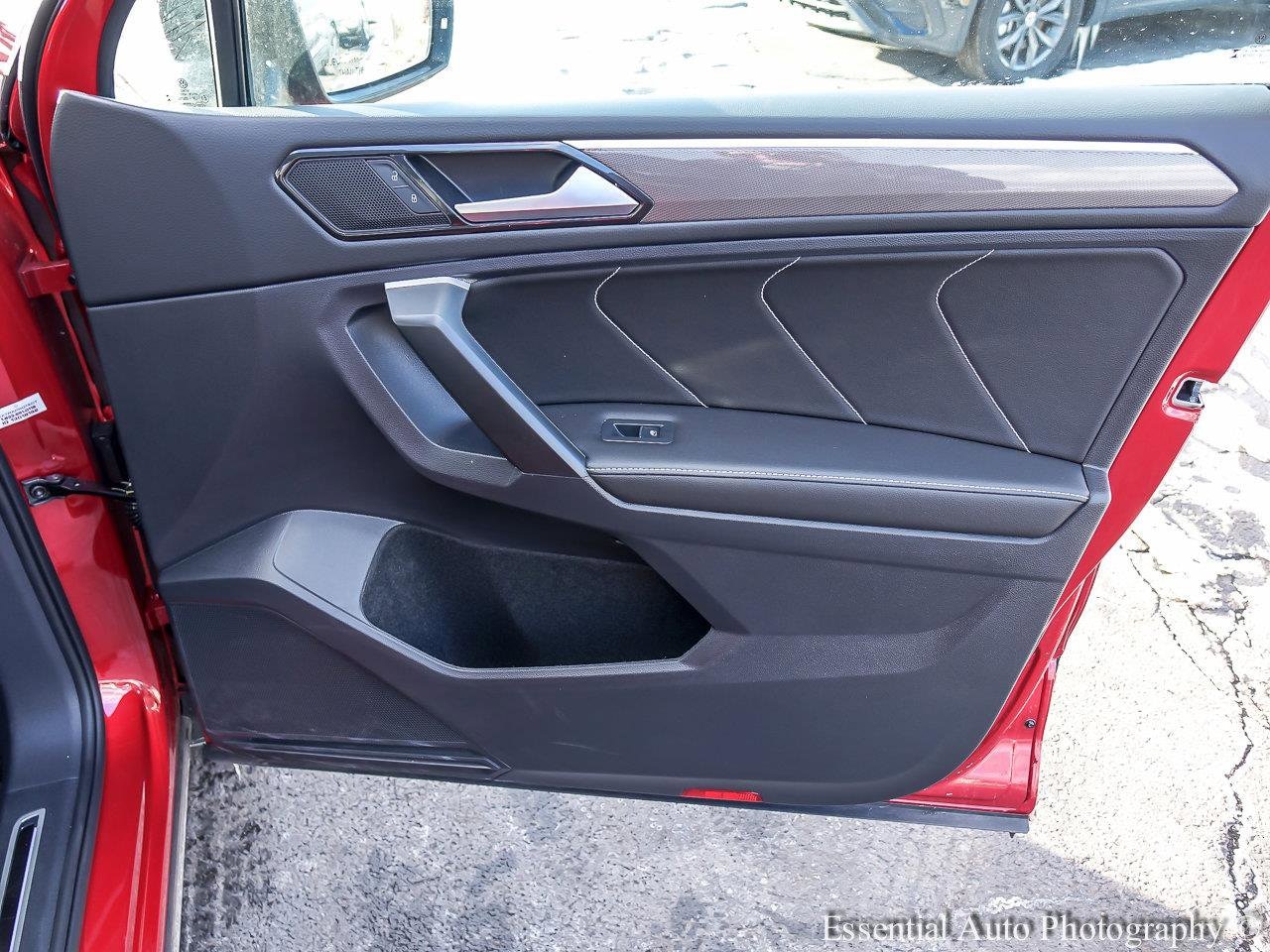 2024 VOLKSWAGEN TIGUAN - Image 24