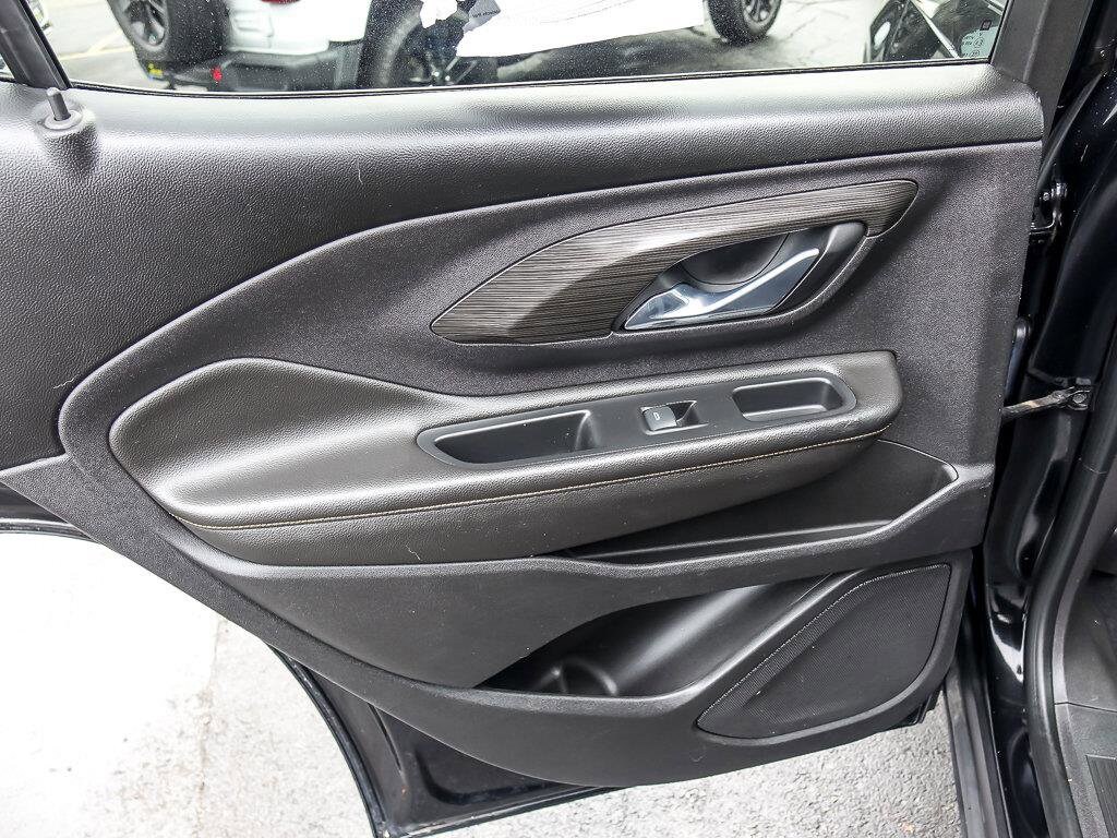 2021 GMC TERRAIN - Image 28