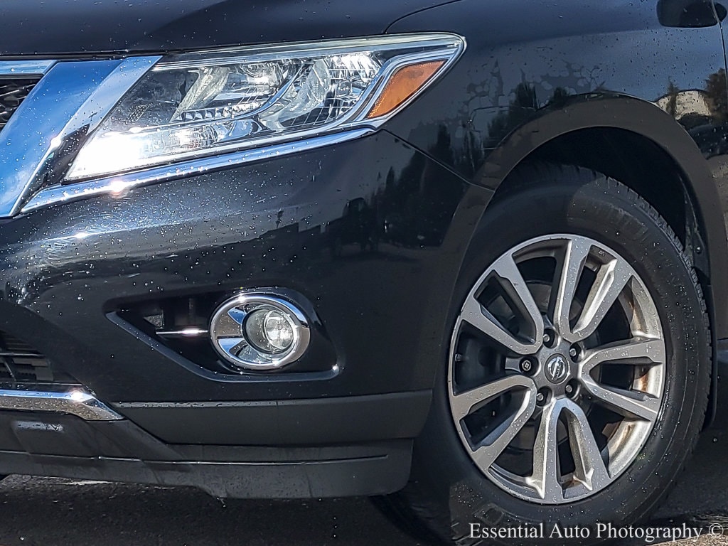 Used 2015 Nissan Pathfinder SL 4WD SL