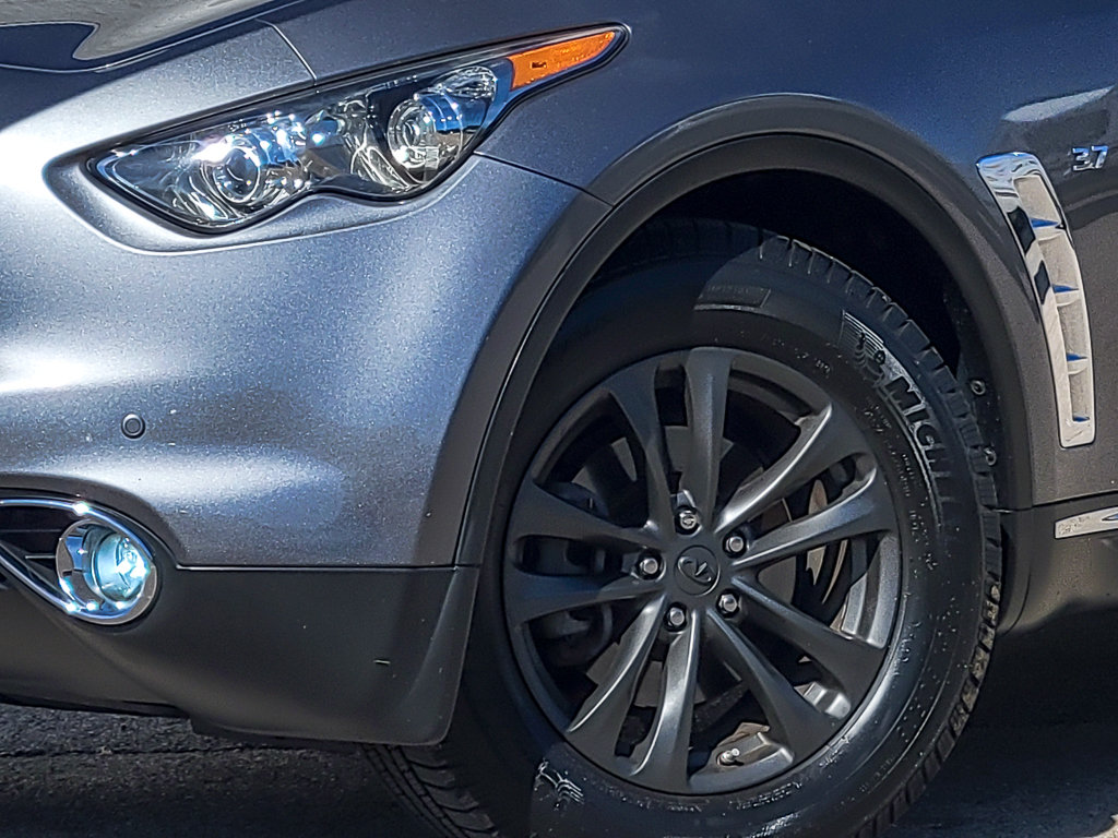 Used 2015 INFINITI QX70 AWD