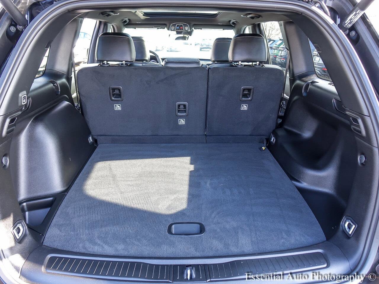 2025 JEEP GRAND CHEROKEE - Image 21