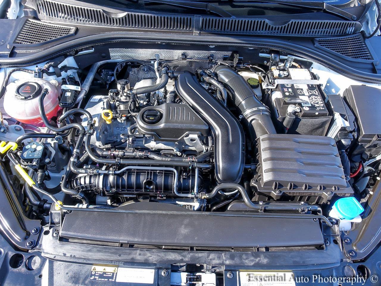 2025 VOLKSWAGEN JETTA - Image 24