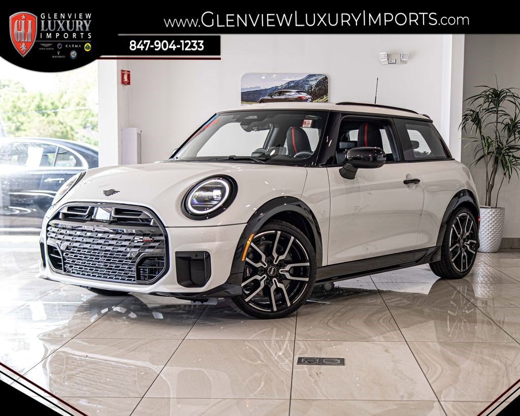 2026 MINI Hardtop Cooper S's photo