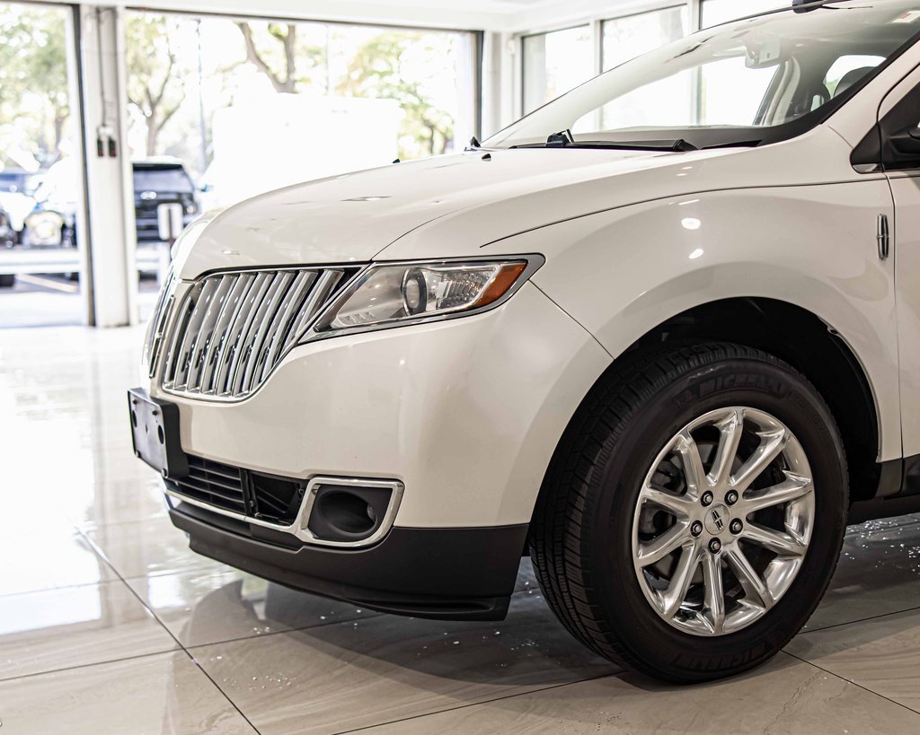 2012 Lincoln MKX Base photo 4