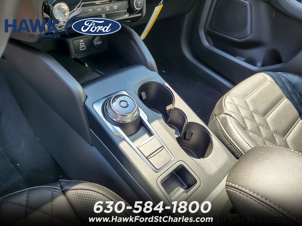 2024 FORD ESCAPE - Image 17