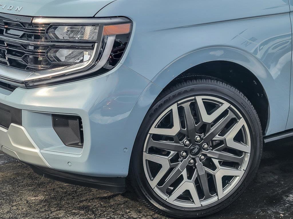 Used 2025 Ford Expedition Max Platinum Platinum 4x4