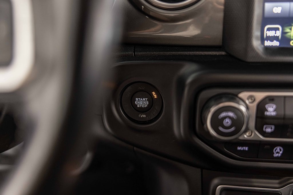 2022 JEEP WRANGLER - Image 25