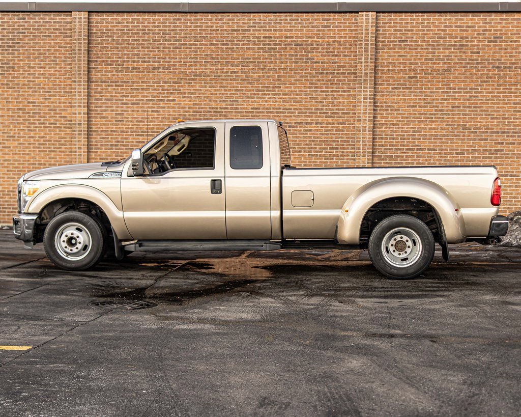 2011 FORD F-350 - Image 6