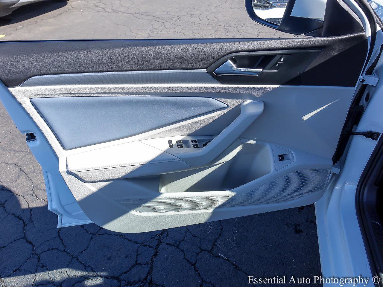 2025 VOLKSWAGEN JETTA - Image 17