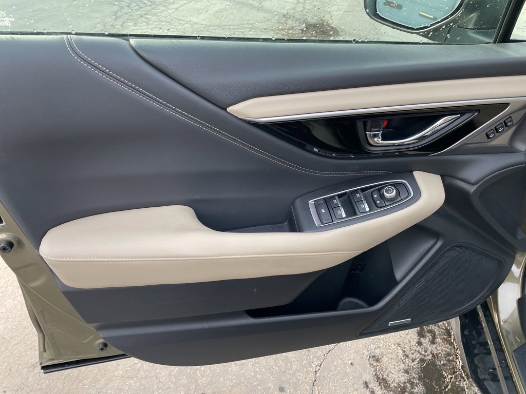 2024 SUBARU OUTBACK - Image 16