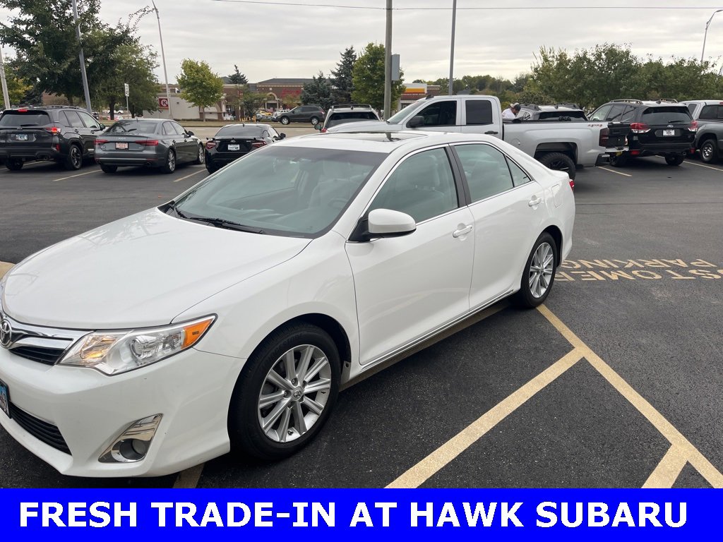 2012 Toyota Camry XLE photo 2