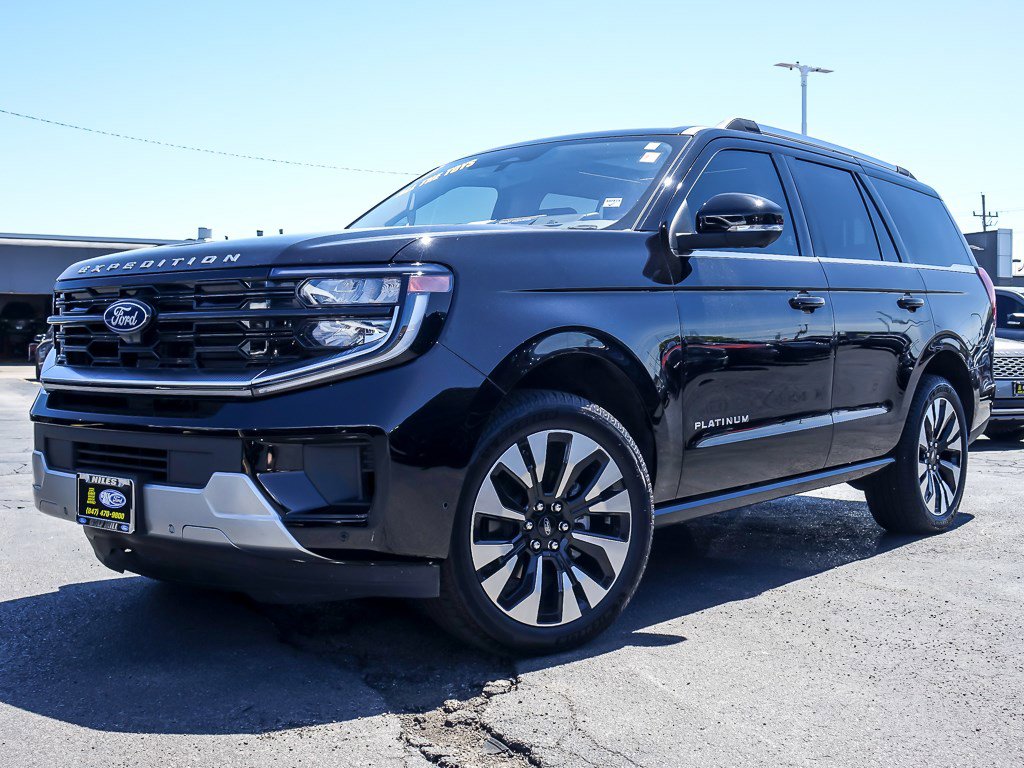 2025 Ford Expedition Platinum's photo