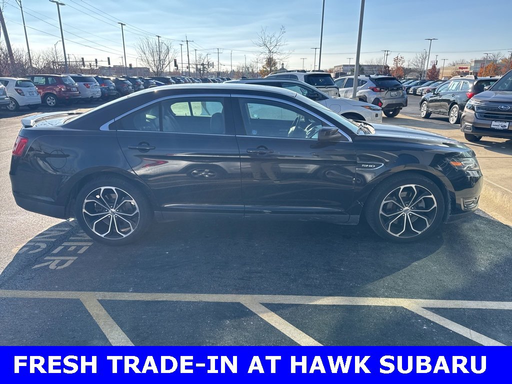 2018 Ford Taurus SHO photo 3