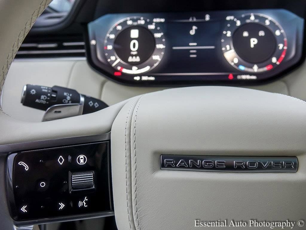 2025 Land Rover Range Rover SV - Photo 15