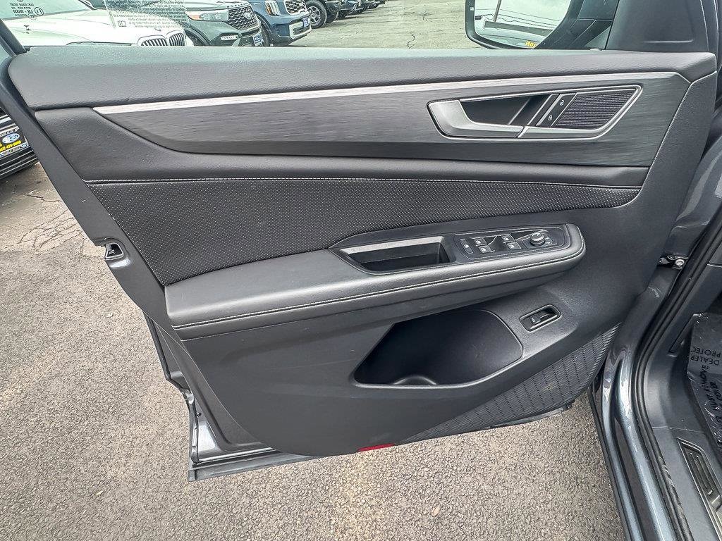 2025 VOLKSWAGEN ATLAS CROSS SPORT - Image 24