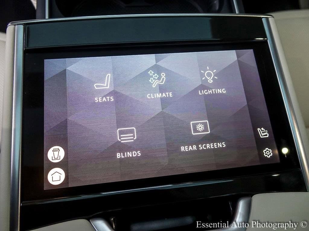 2025 Land Rover Range Rover SV - Photo 30