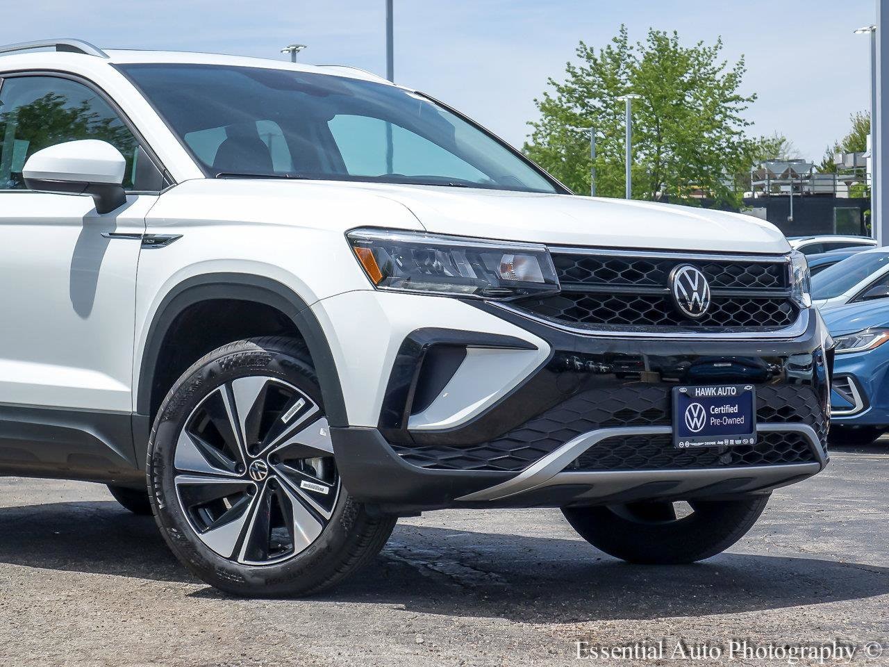 Used 2024 Volkswagen Taos SE with VIN 3VVVX7B29RM088034 for sale in Plainfield, IL