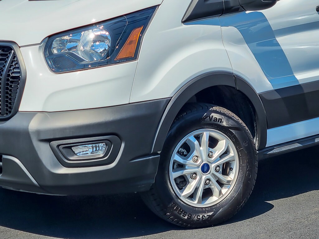 2023 Ford Transit Cargo Van photo 3