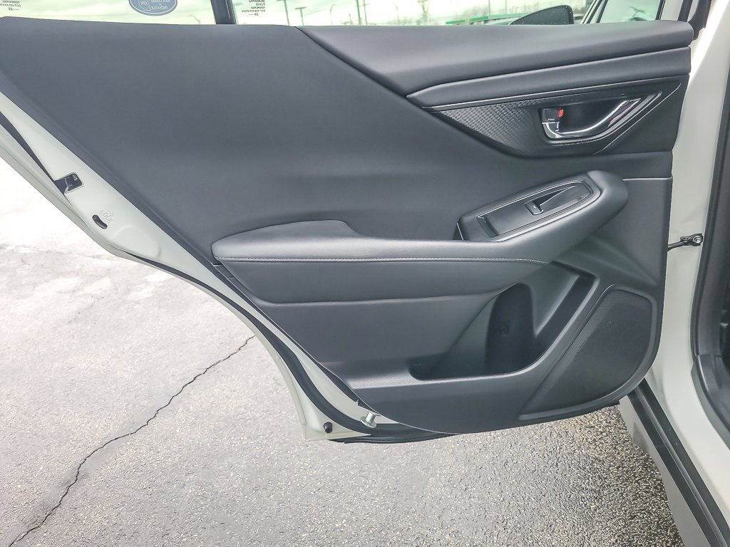 2023 SUBARU OUTBACK - Image 18
