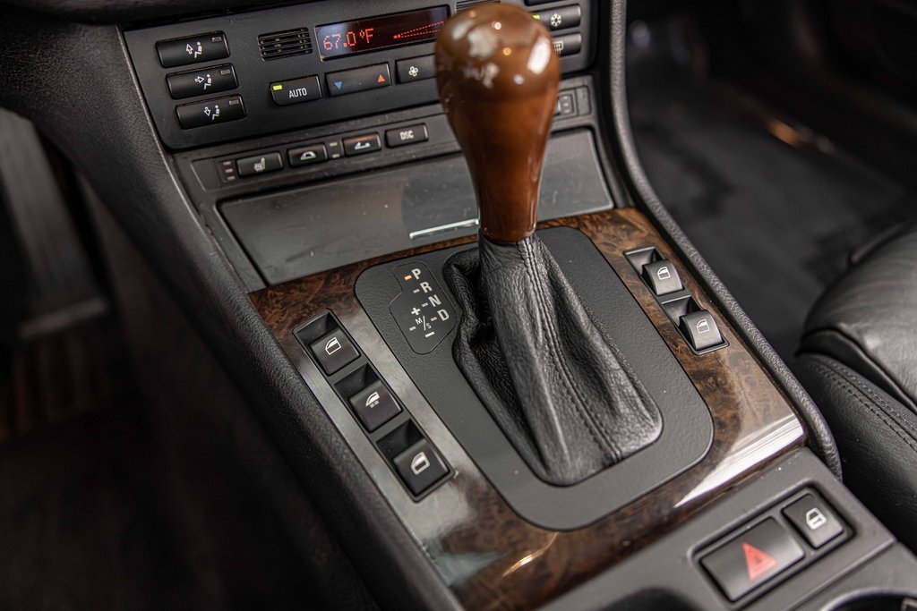 2001 BMW 330CI - Image 28