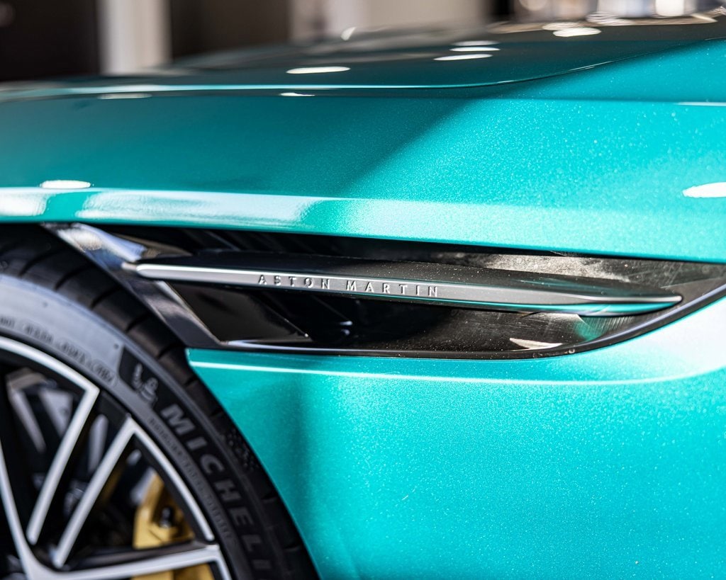 2025 ASTON MARTIN DB12 - Image 4