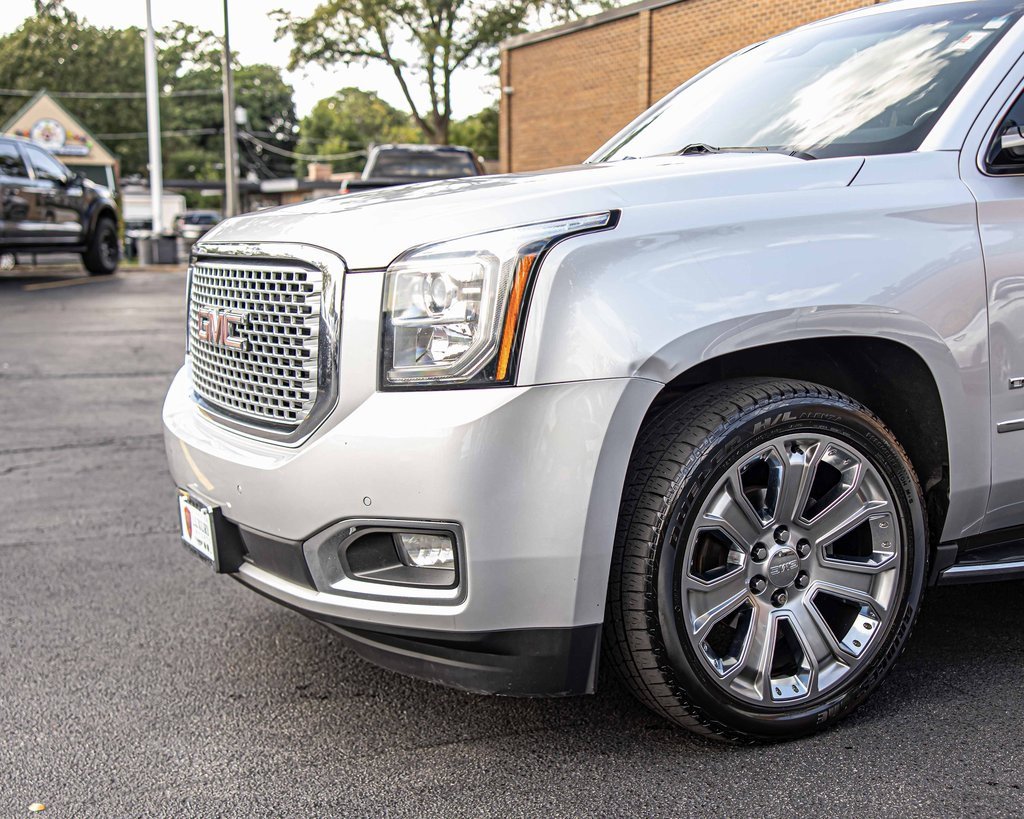2017 Gmc Yukon Denali photo 4