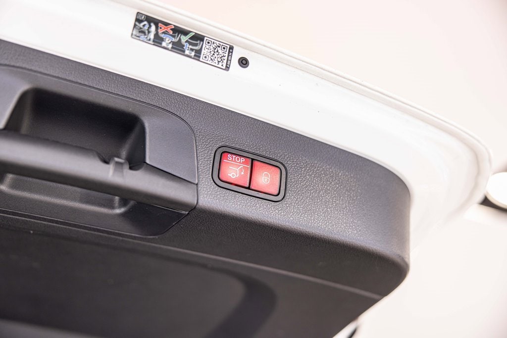 2025 MERCEDES-BENZ GLS-CLASS - Image 19