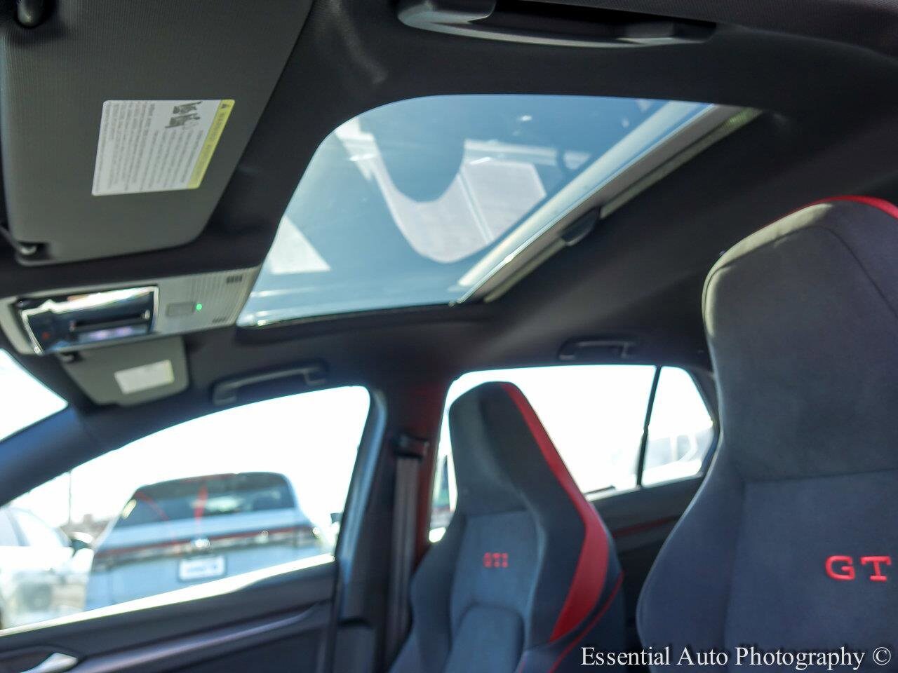 2026 VOLKSWAGEN GOLF GTI - Image 11