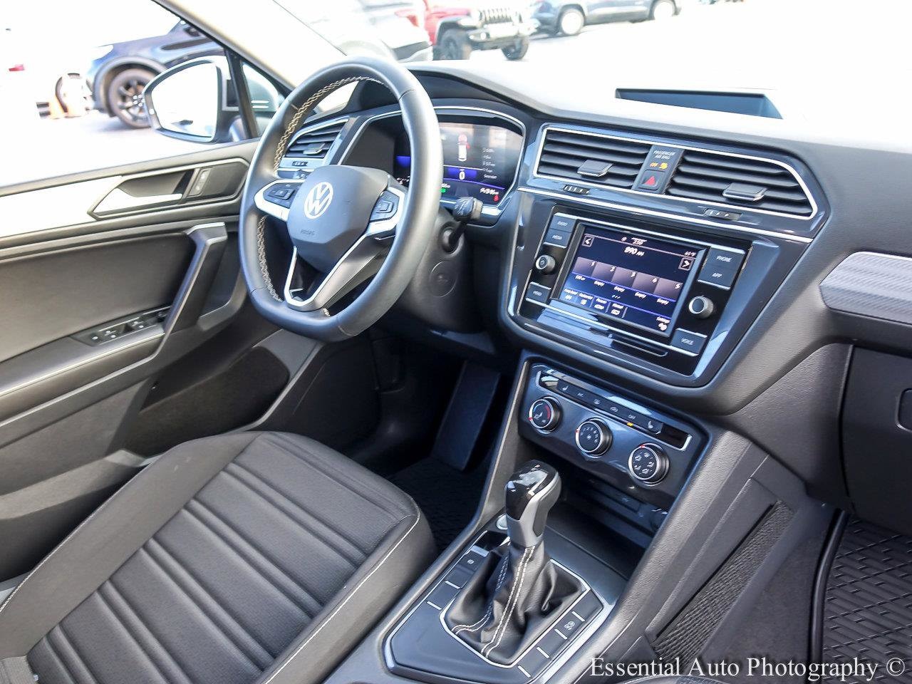 2023 VOLKSWAGEN TIGUAN - Image 23