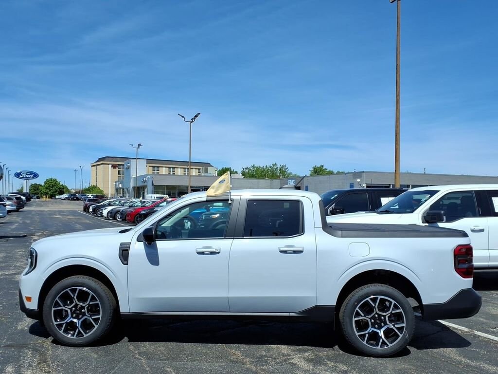 Used 2025 Ford Maverick LARIAT LARIAT AWD SuperCrew