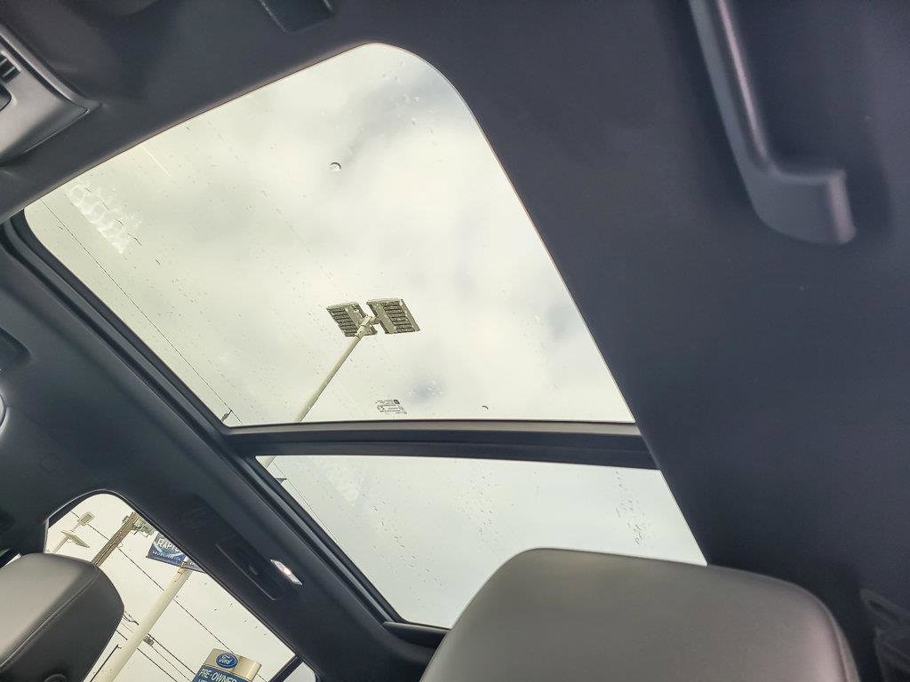 2021 CHEVROLET SUBURBAN - Image 14