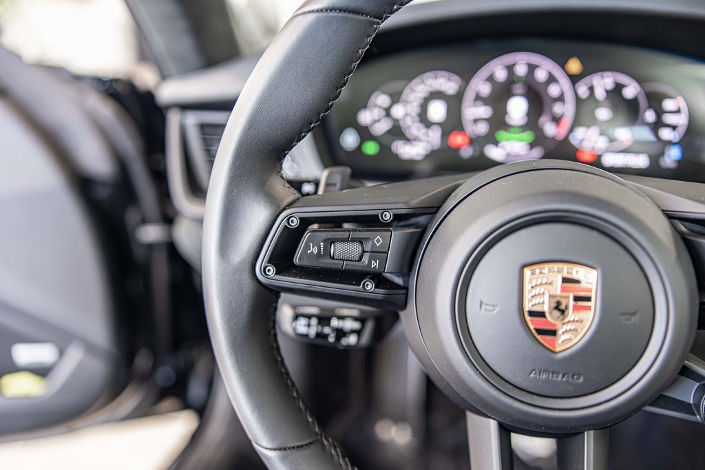 2026 PORSCHE 911 - Image 23