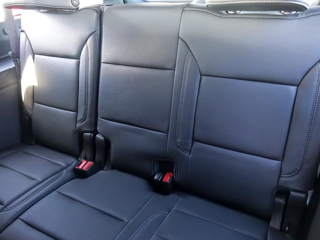 2026 CHEVROLET SUBURBAN - Image 13