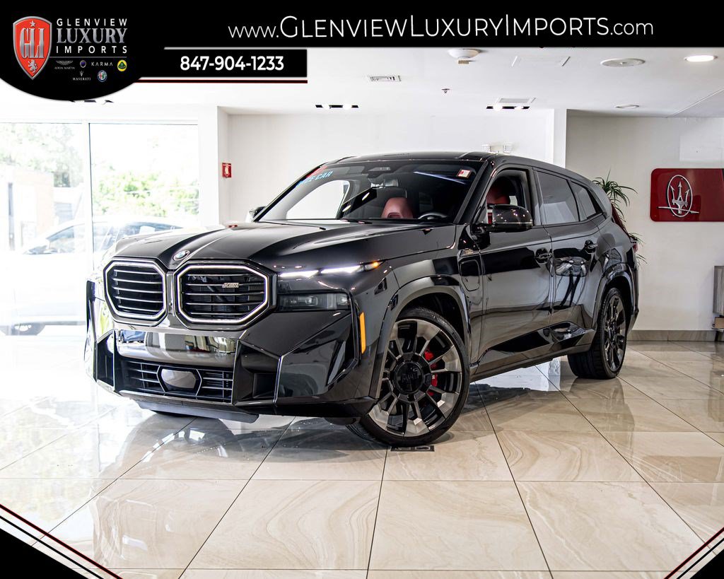 2023 BMW XM -'s photo