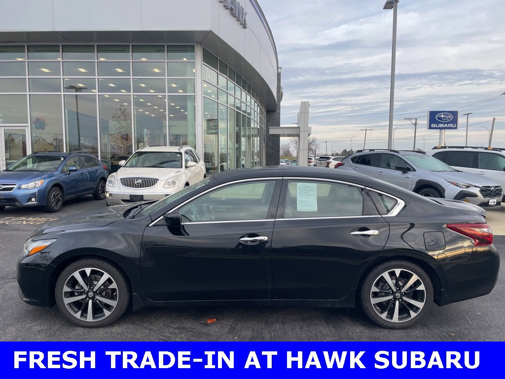 2018 Nissan Altima 2.5 SR photo 2