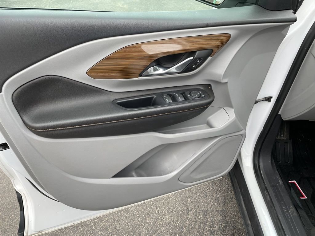 2020 GMC TERRAIN - Image 16