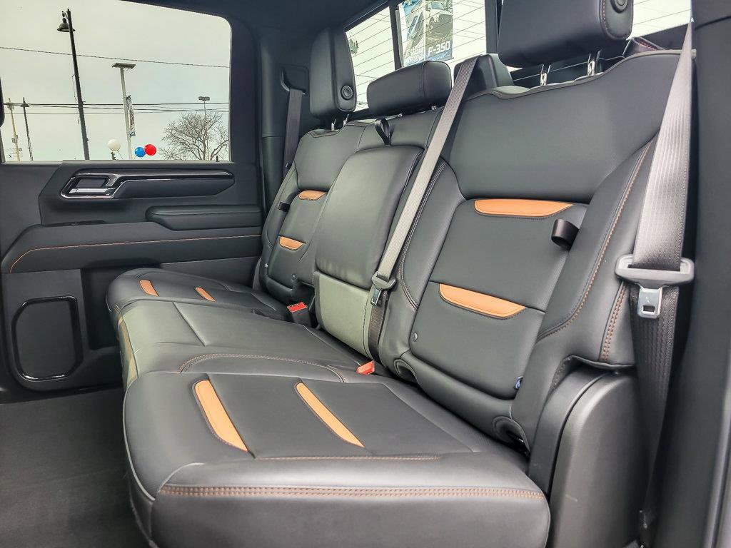 2025 GMC SIERRA HD - Image 16