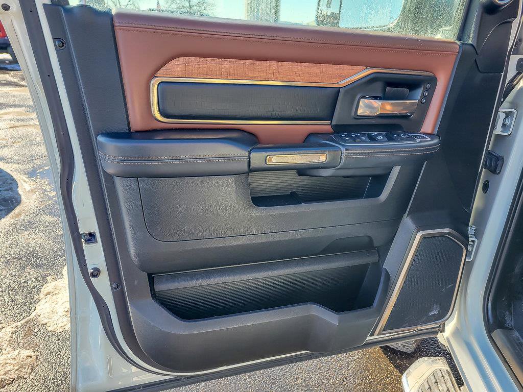 2022 RAM 2500 - Image 24