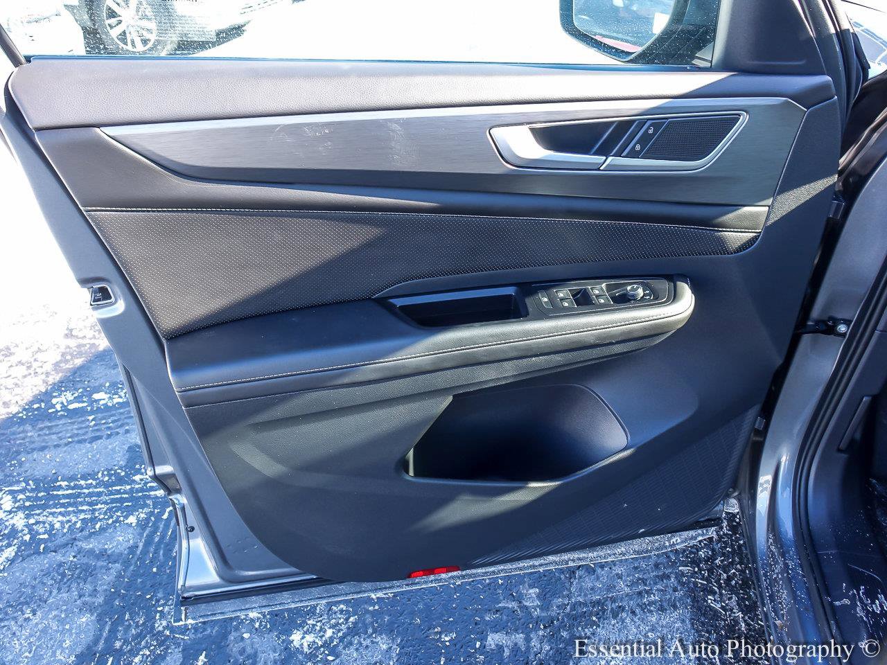 2025 VOLKSWAGEN ATLAS CROSS SPORT - Image 17