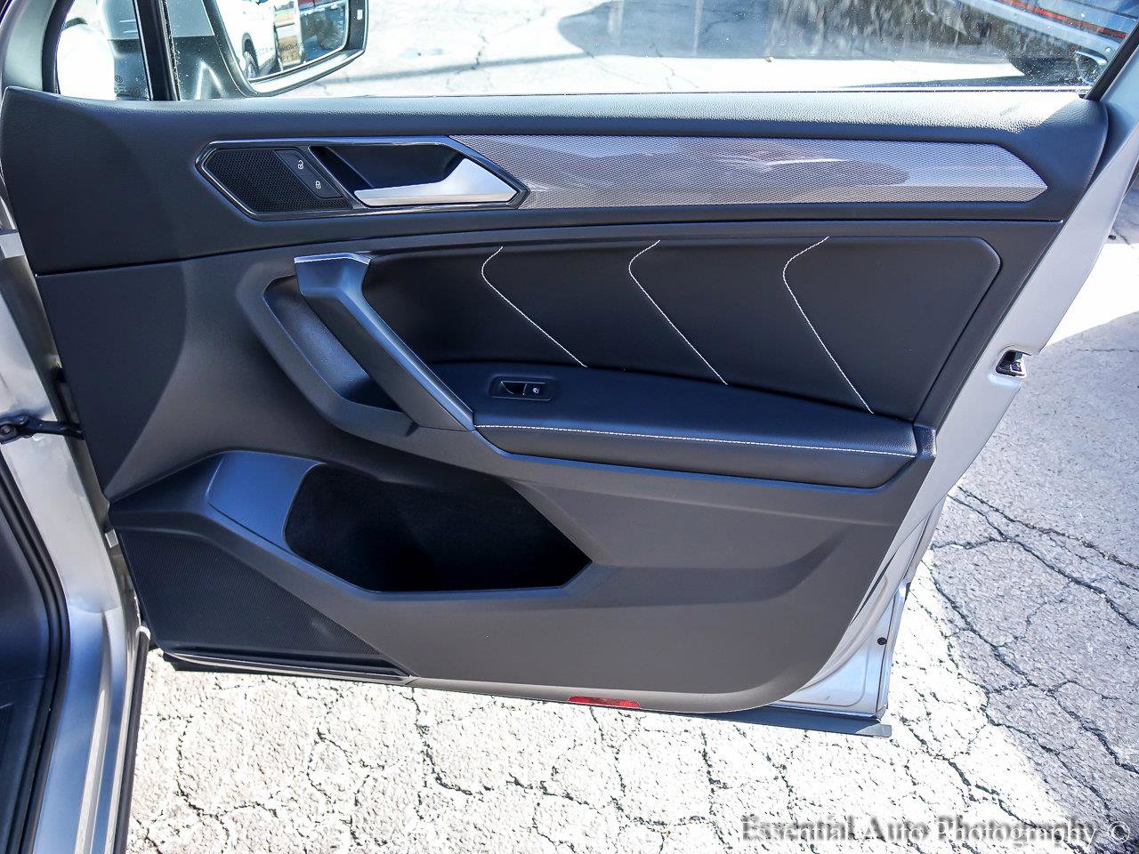 2022 VOLKSWAGEN TIGUAN - Image 22