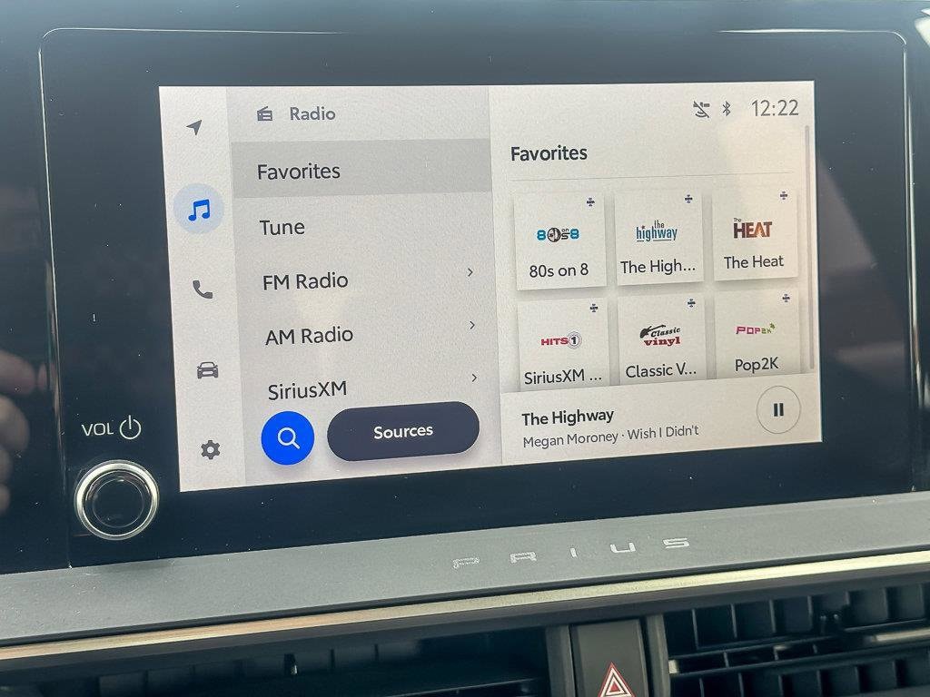 2025 TOYOTA PRIUS - Image 18