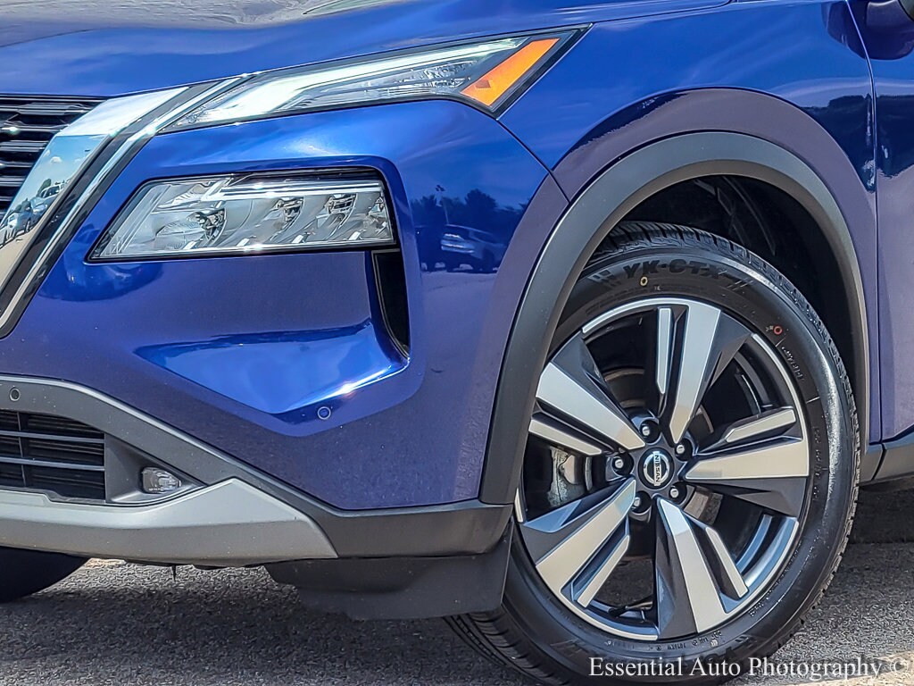 2021 Nissan Rogue SL photo 2