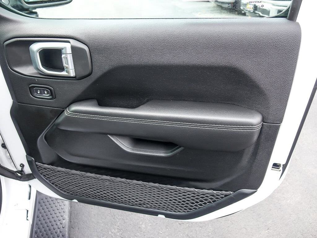 2021 JEEP WRANGLER - Image 29