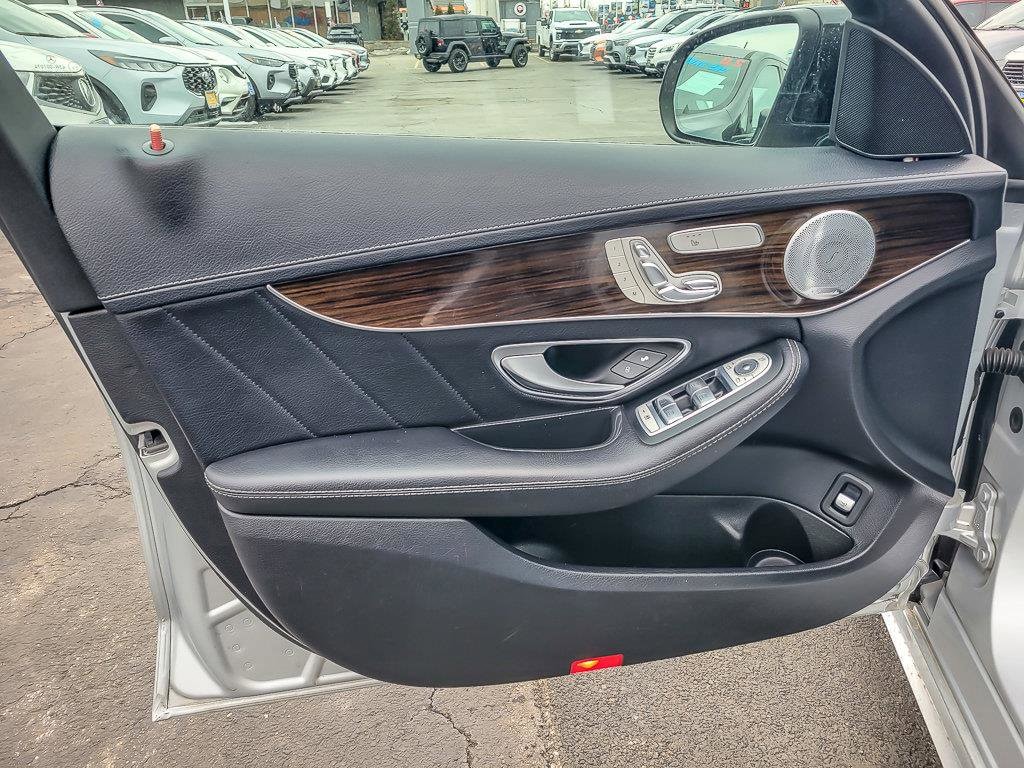 2017 MERCEDES-BENZ C-CLASS - Image 25