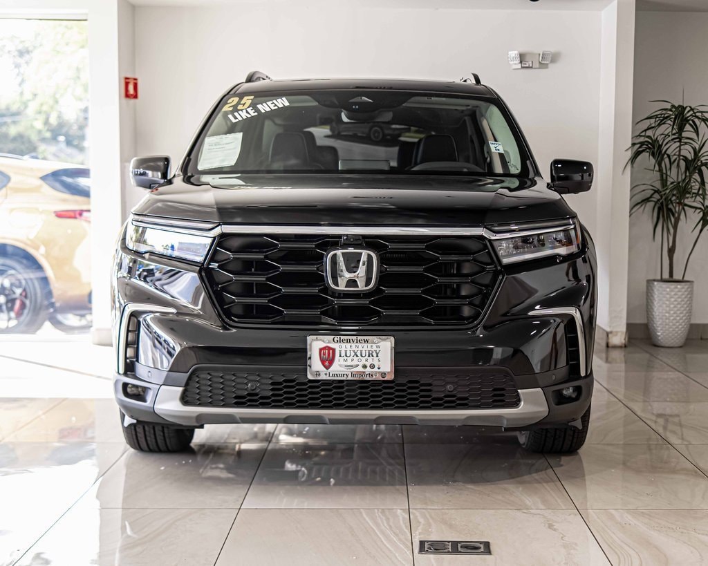 Used 2025 Honda Pilot Elite Elite AWD