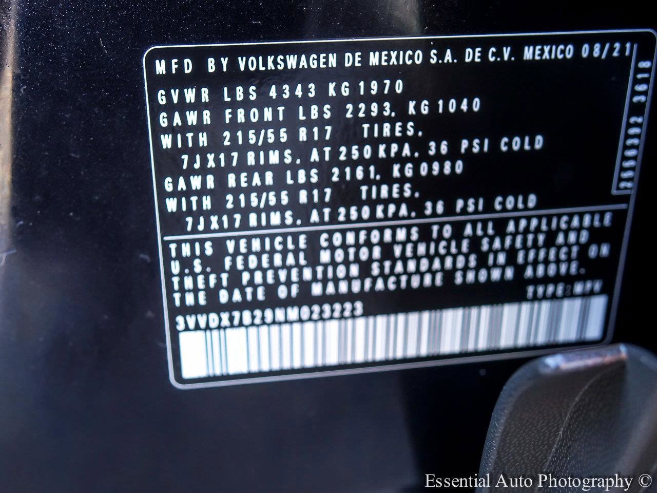 2022 VOLKSWAGEN TAOS - Image 24