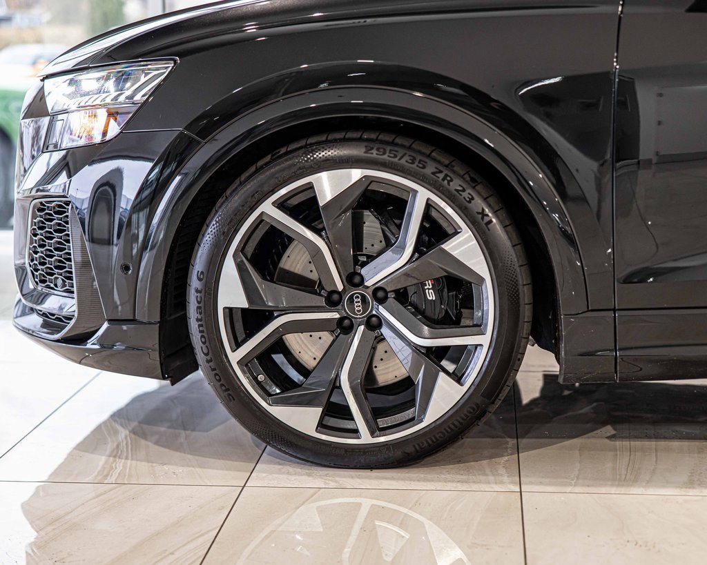 2022 AUDI RS Q8 - Image 9