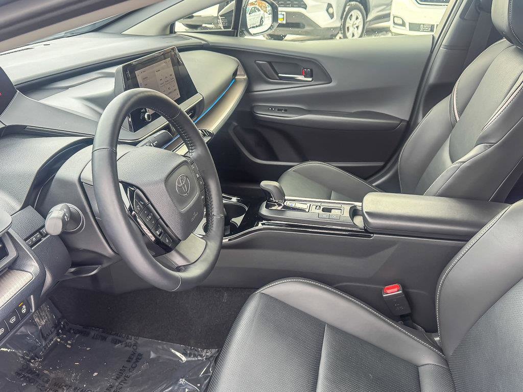 2025 TOYOTA PRIUS - Image 10