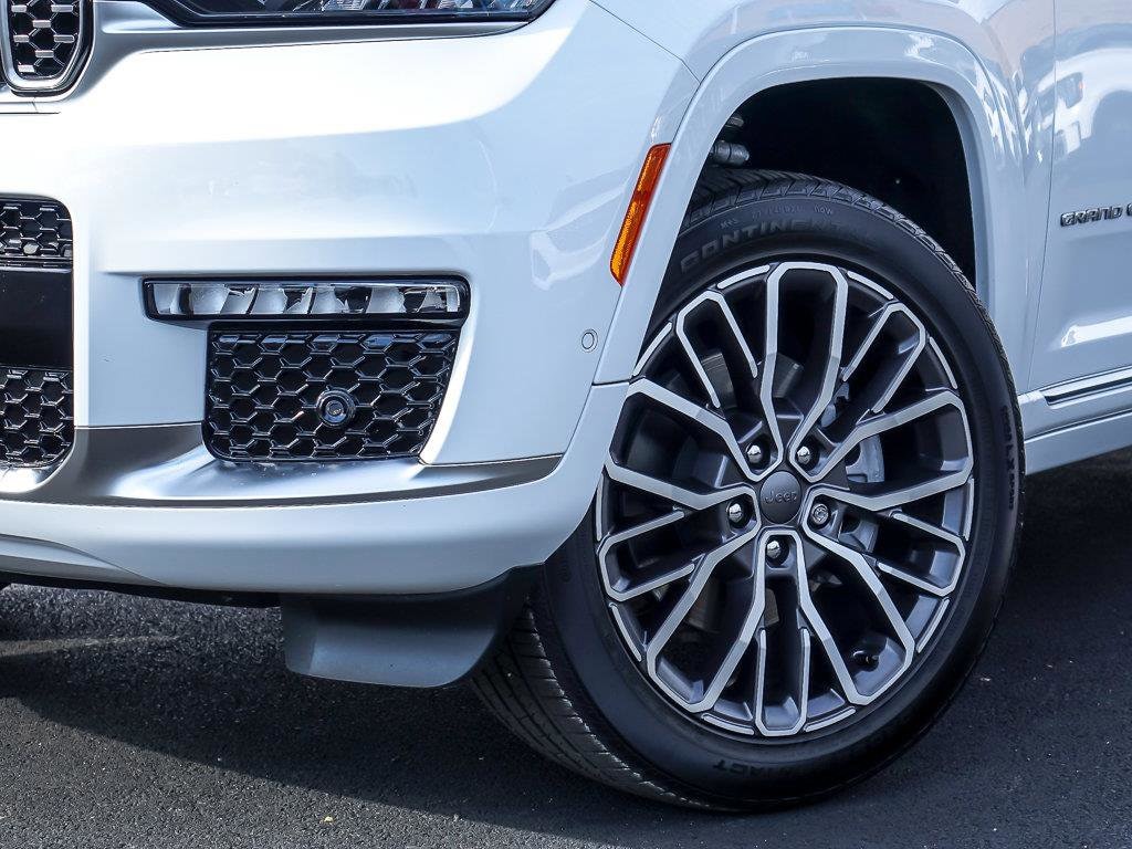 Used 2025 Jeep Grand Cherokee L Summit Reserve Summit Reserve 4x4