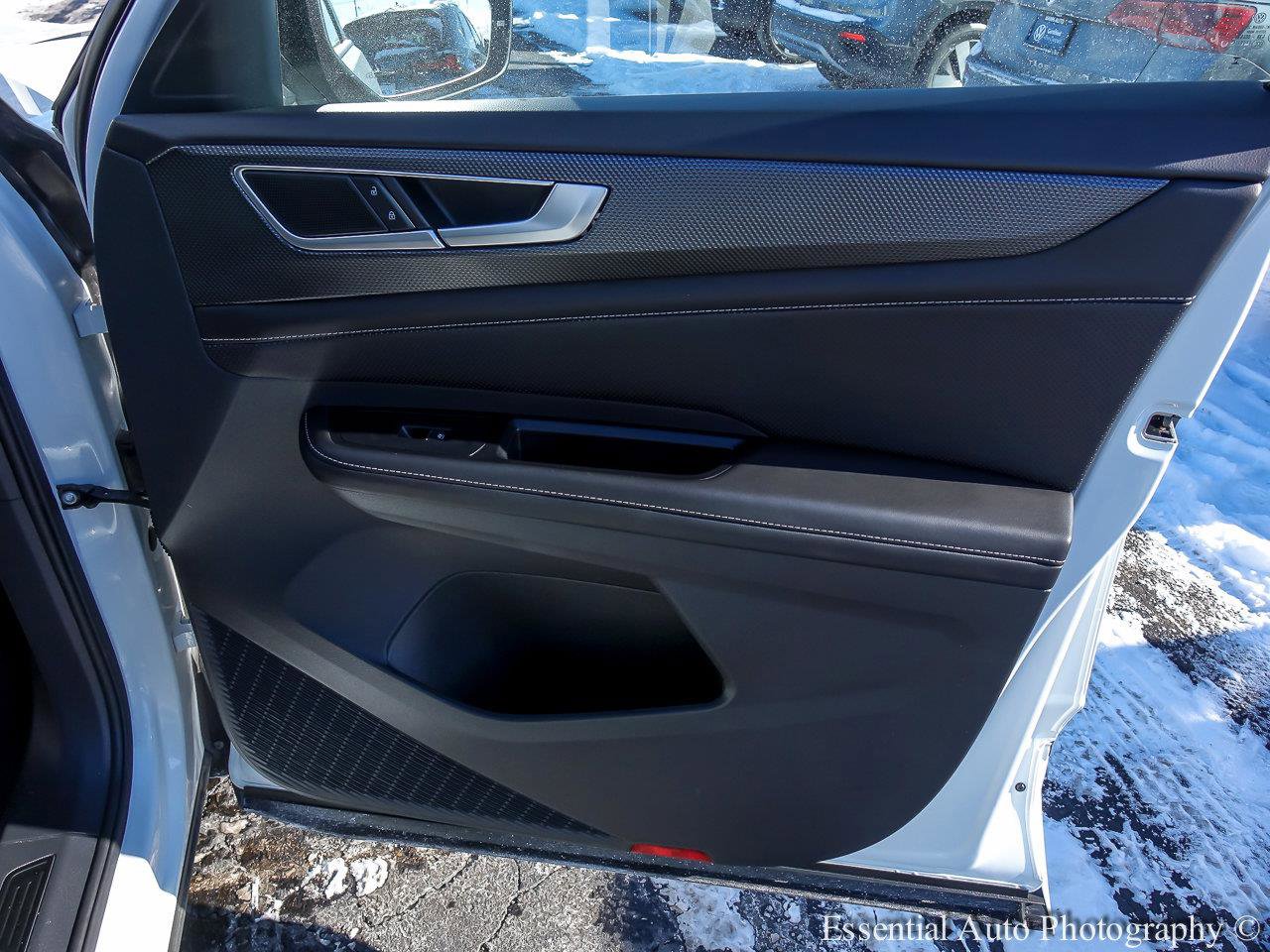 2025 VOLKSWAGEN ATLAS CROSS SPORT - Image 24